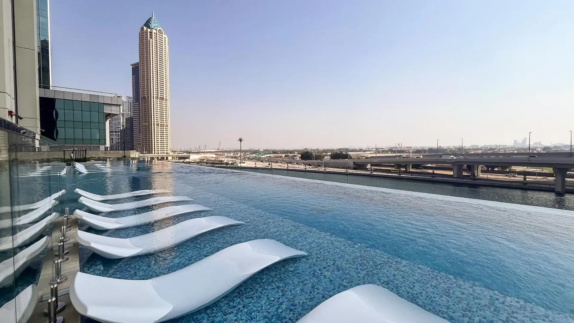 Appartement Sophisticated Studio Escape Missoni Luxury Design Dubai